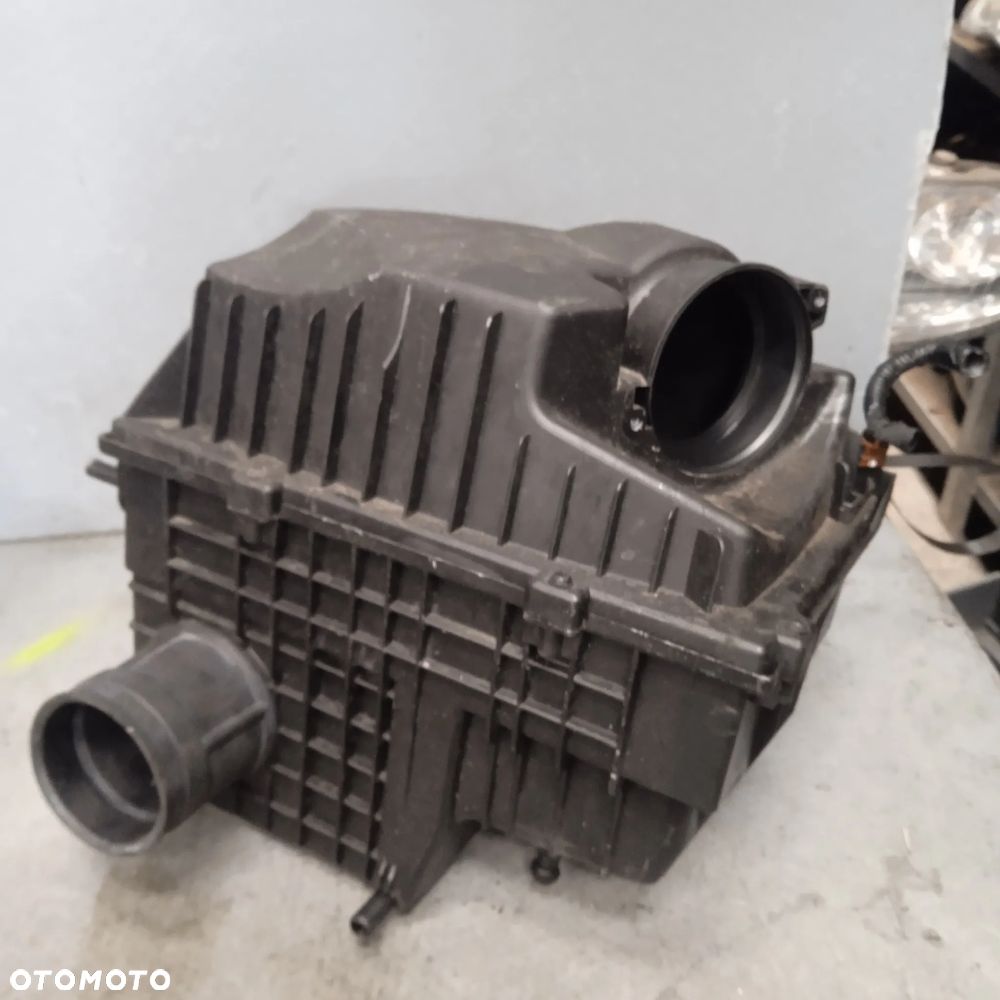 Obudowa filtra powietrza master 2.3 165008632R - 3