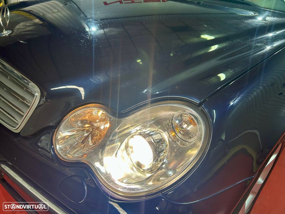 Mercedes-Benz C 180 K Elegance Aut. - 26