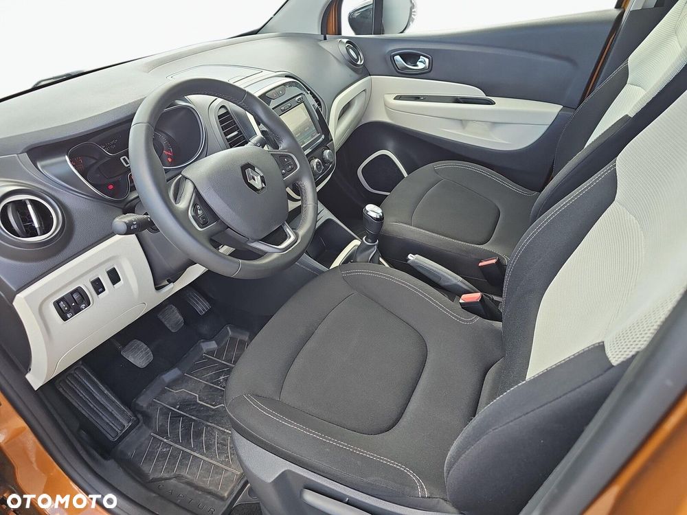 Renault Captur - 11