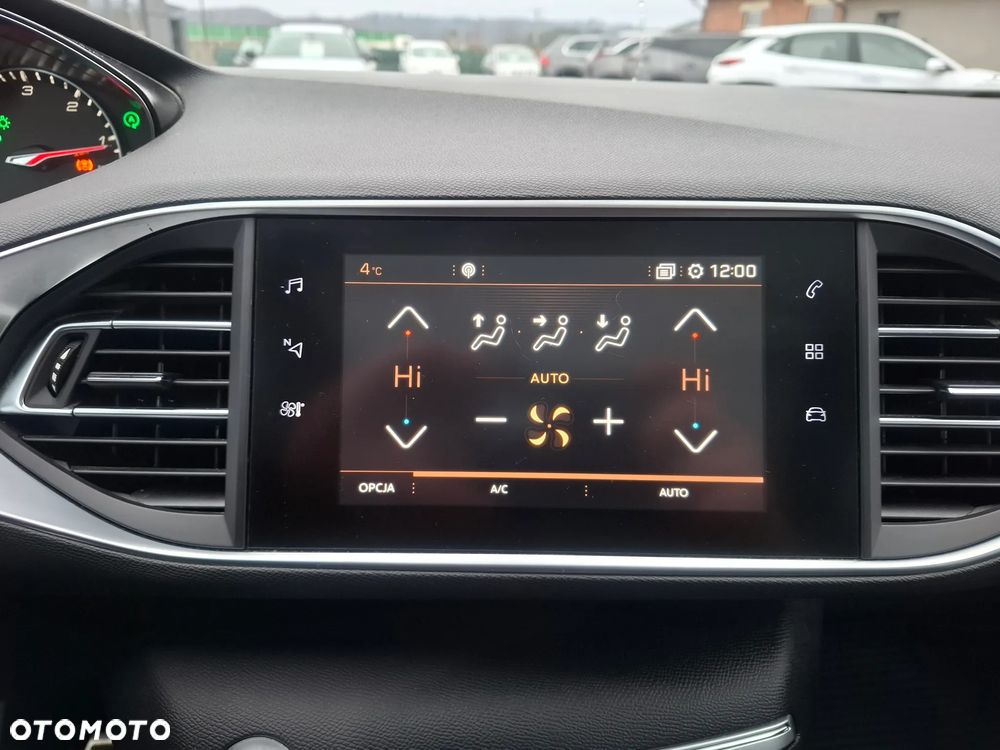 Peugeot 308 1.5 BlueHDi Allure S&S - 20