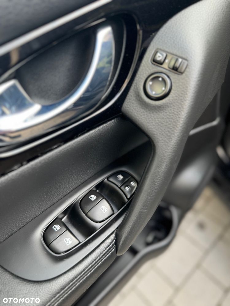 Nissan Qashqai 1.3 DIG-T N-WAY - 8