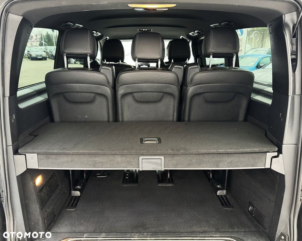 Mercedes-Benz Klasa V - 20