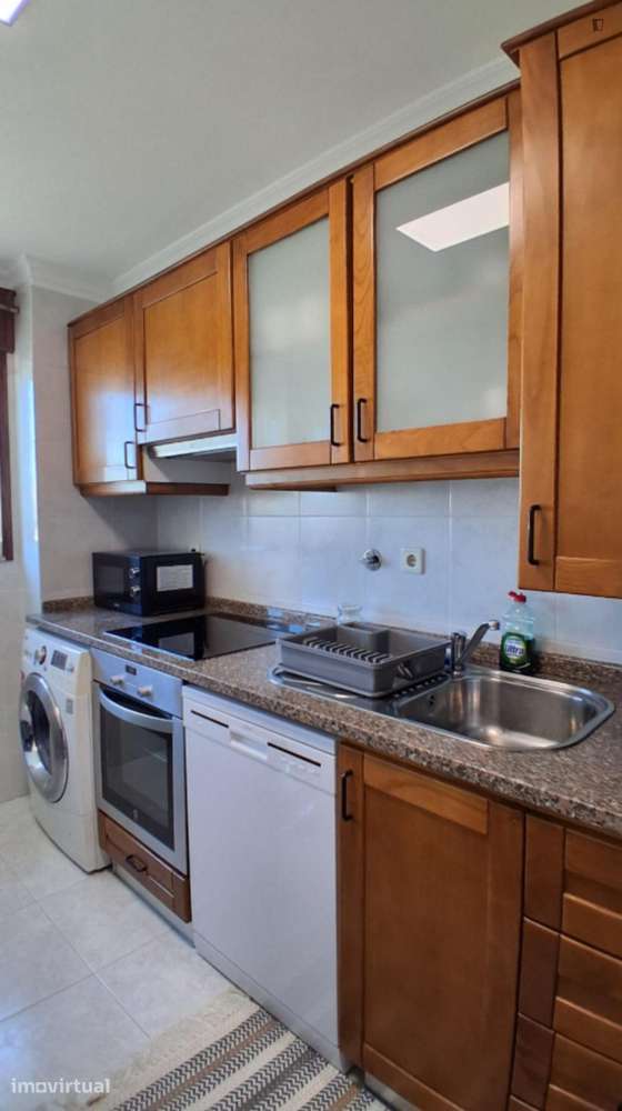Quarto - localizado em Paranhos Porto - Grande imagem: 5/15