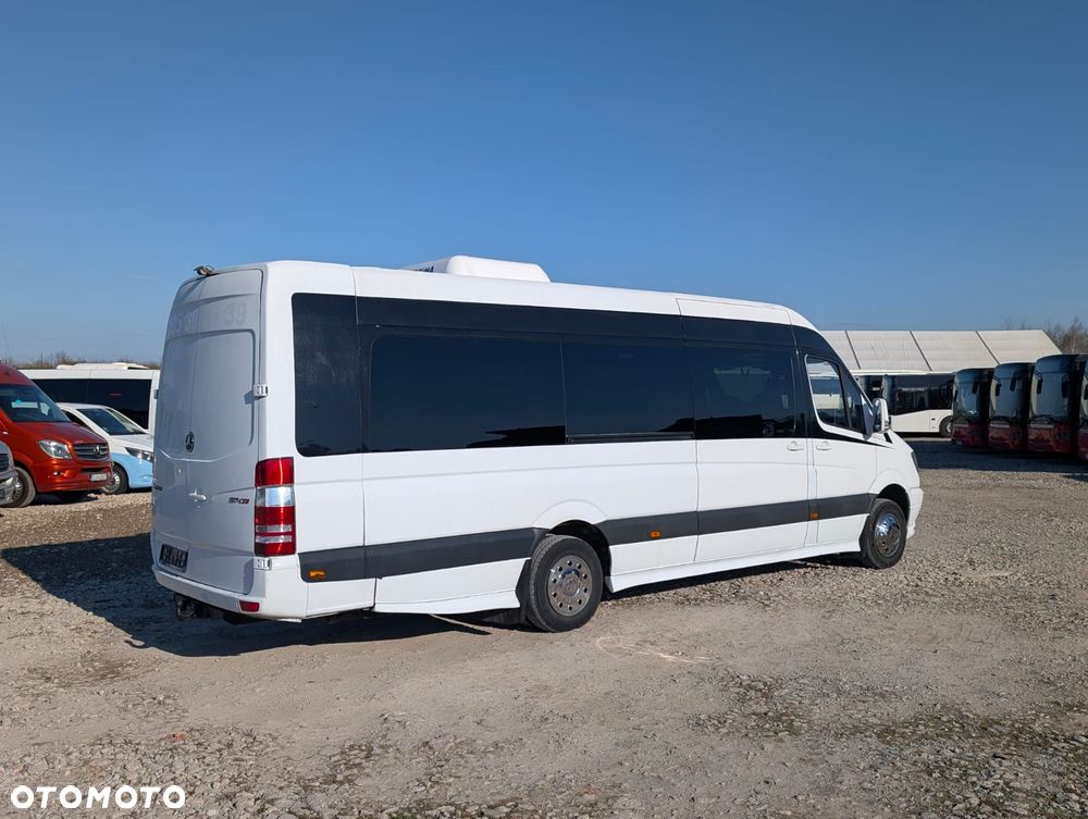 Mercedes-Benz Sprinter 519 - 5