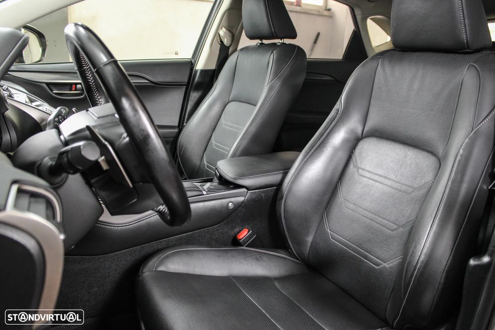 Lexus NX 300h Executive+ - 8