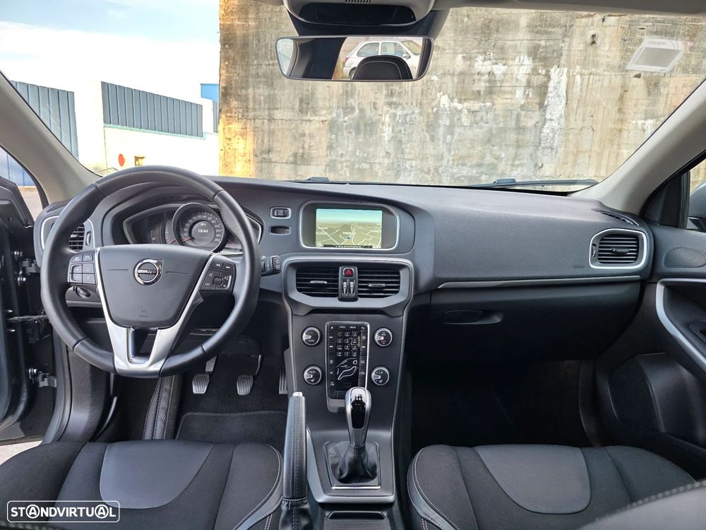 Volvo V40 2.0 D2 Momentum - 6