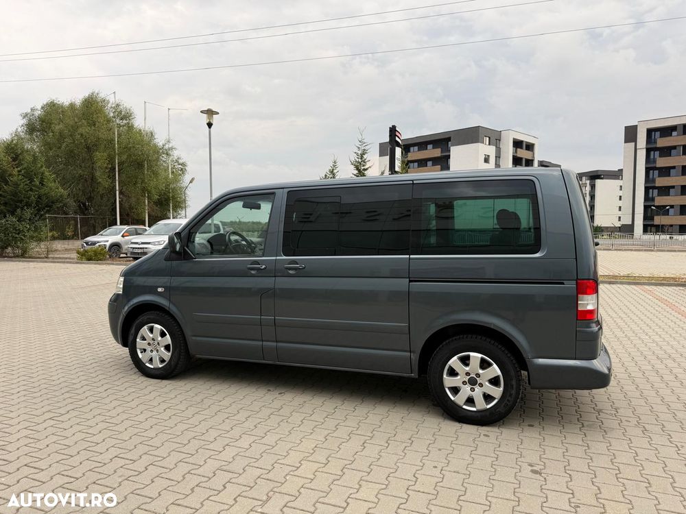 Volkswagen Multivan - 21