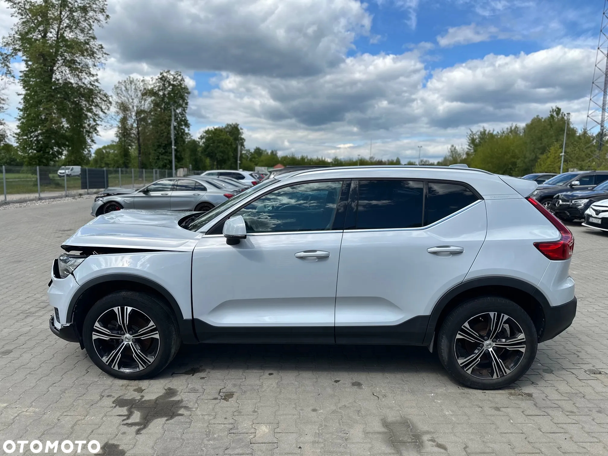 Volvo XC 40 - 4