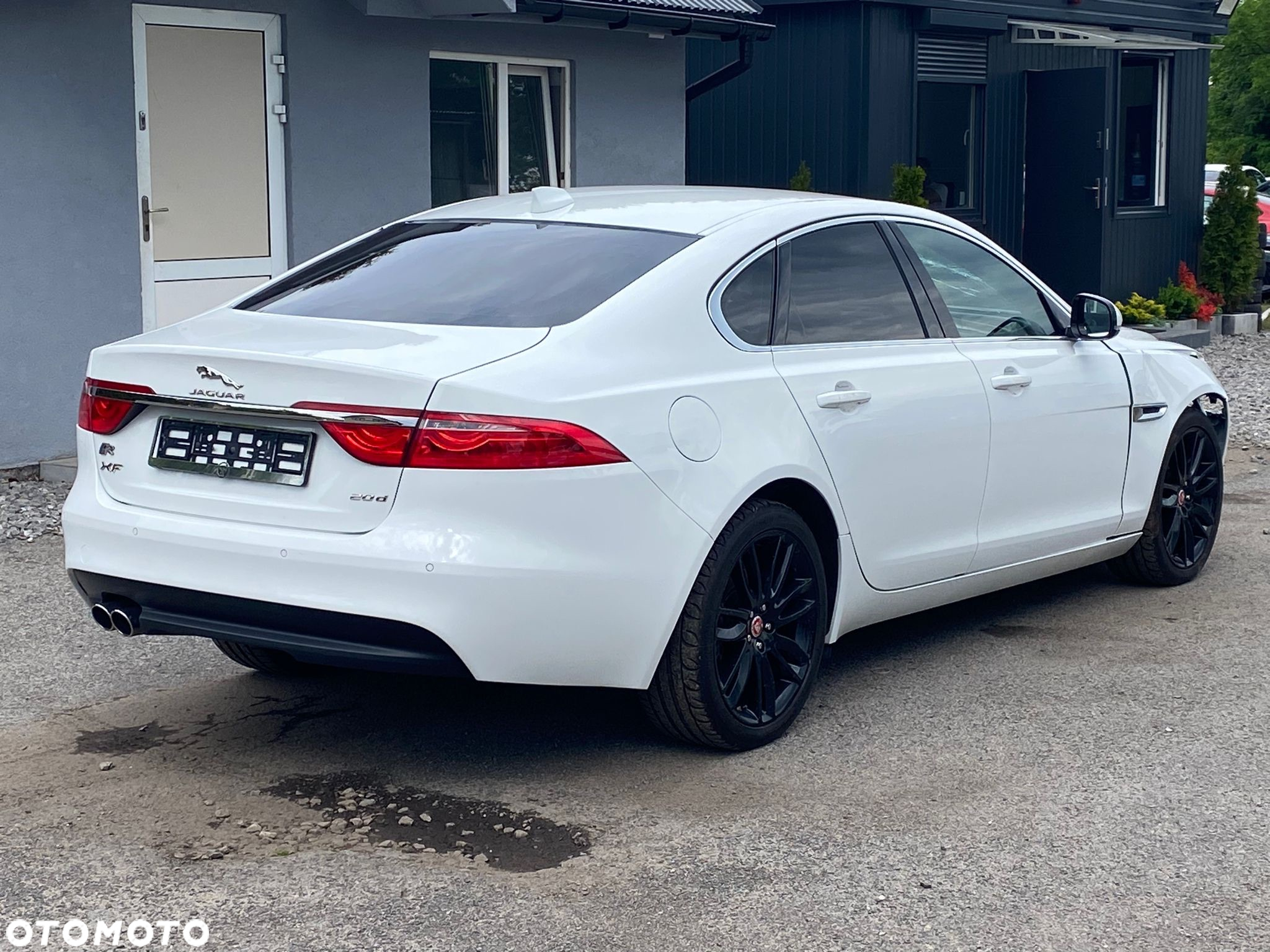 Jaguar XF 2.0 i4D Pure - 4