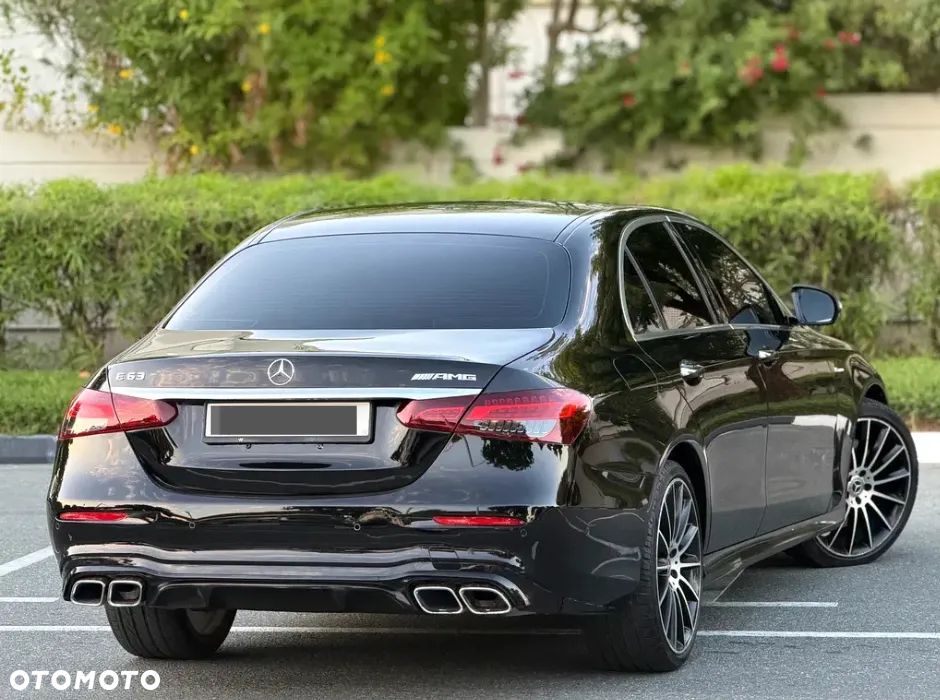 Mercedes-Benz Klasa E 400 7G-TRONIC - 3