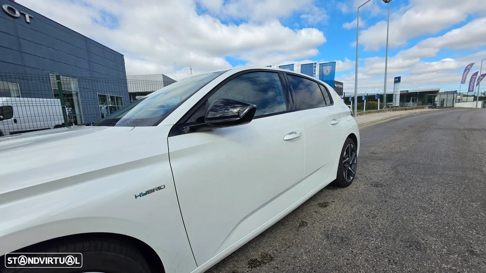 Peugeot 308 1.6 Hybrid Allure Pack e-EAT8 - 27