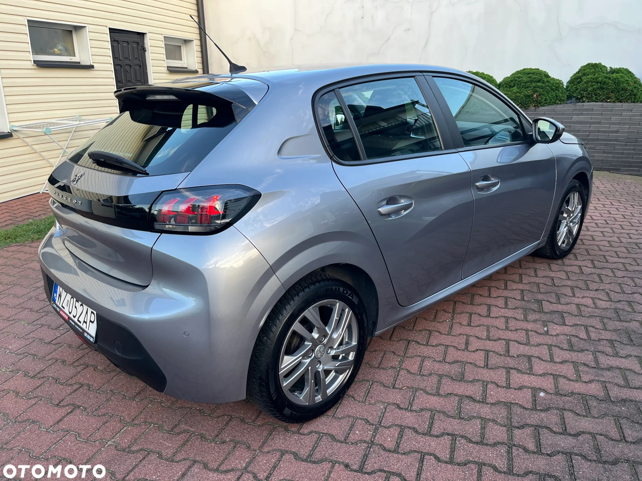 Peugeot 208 1.2 PureTech Active S&S - 8