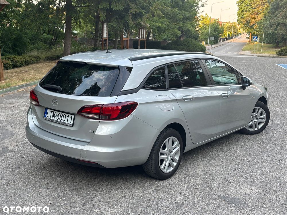 Opel Astra - 26