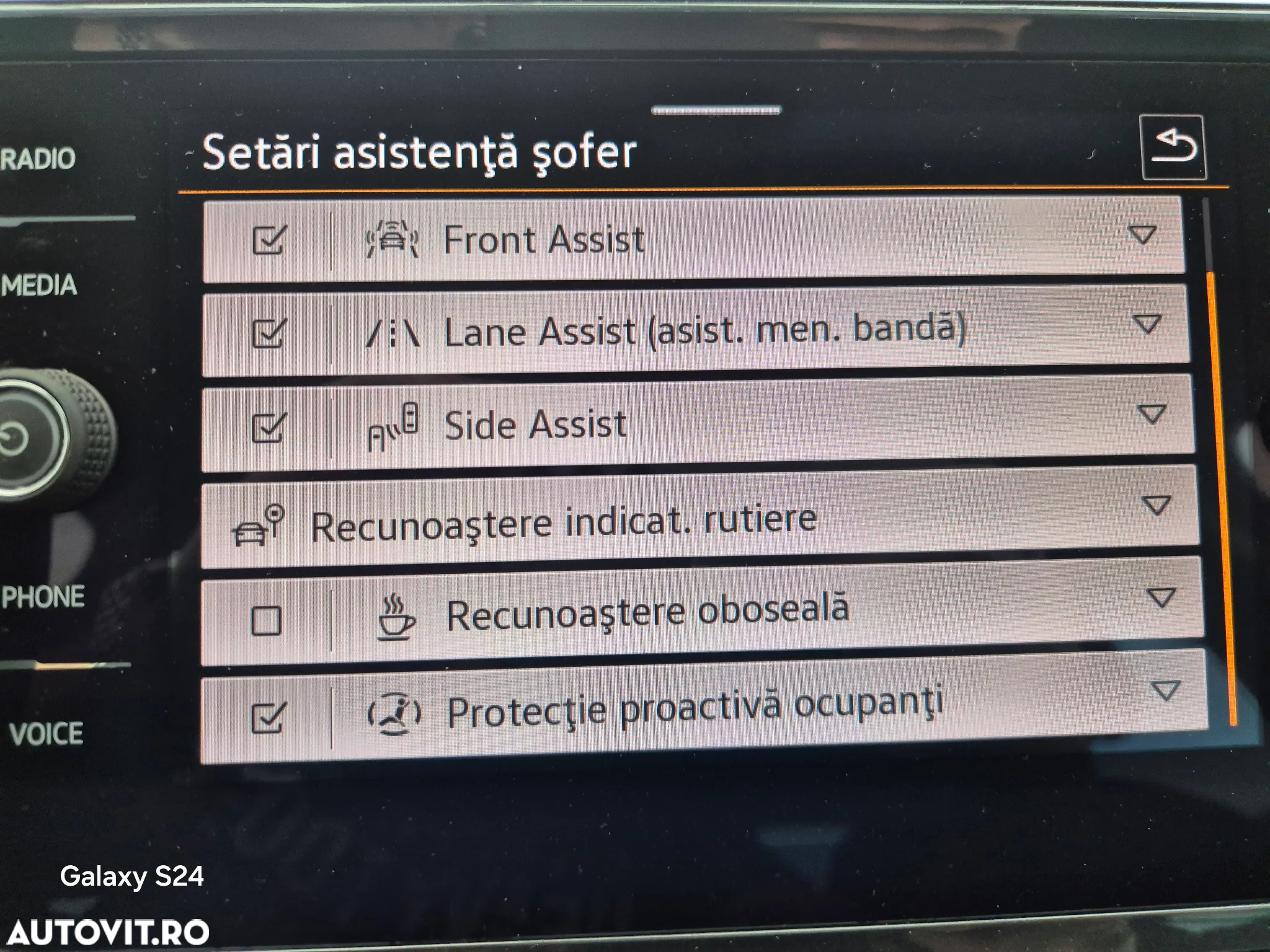 Volkswagen Tiguan 2.0 TDI SCR 4MOTION DSG Life - 29