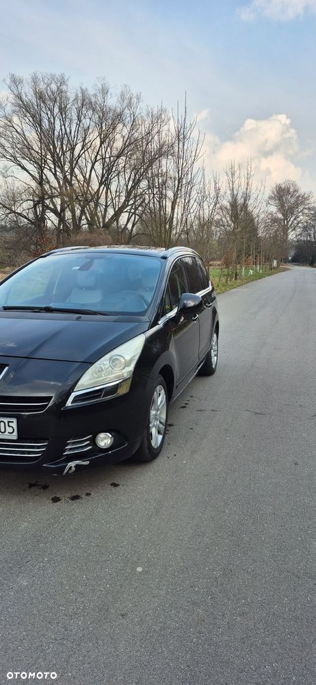 Peugeot 5008 - 5