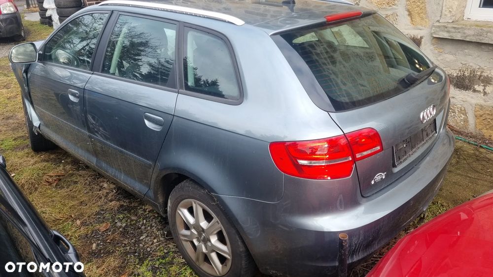 Audi A3 Sportback - 3