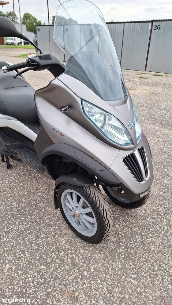 Piaggio MP-3 - 17