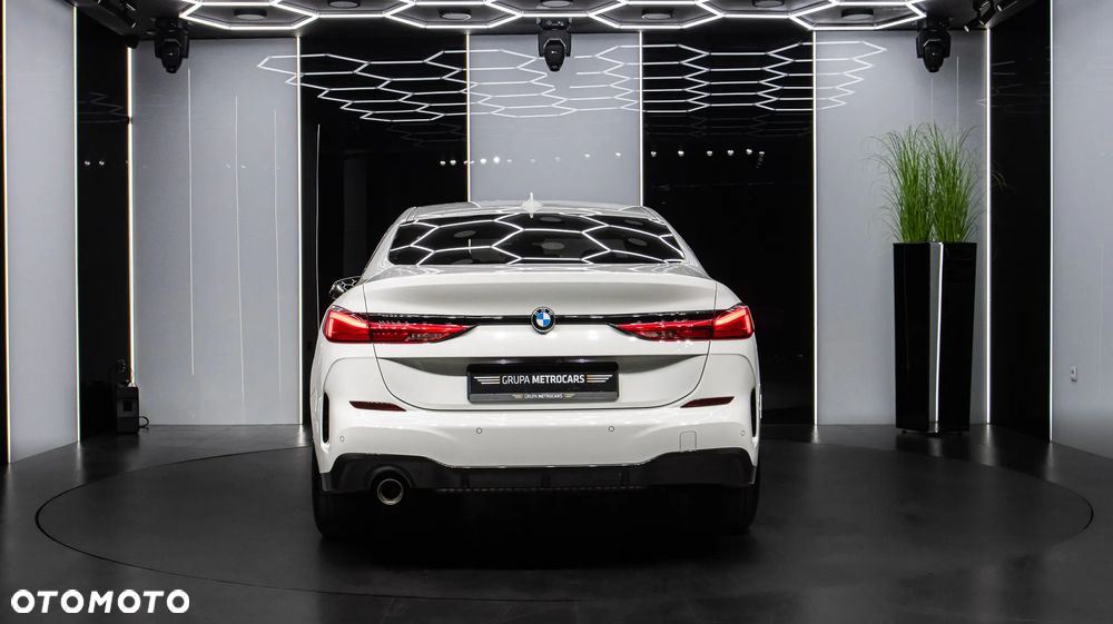 BMW Seria 2 218i M Sport - 7