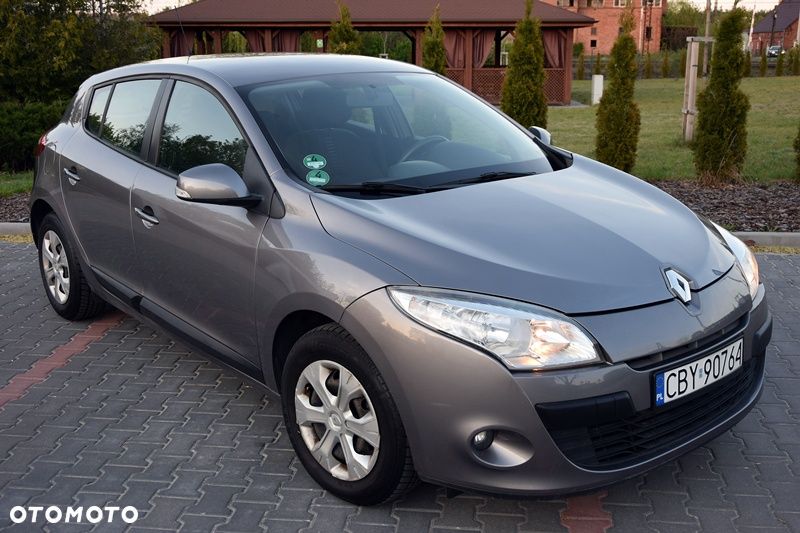 Renault Megane 1.6 16V 110 Expression - 1