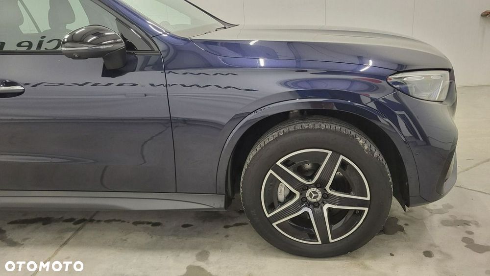 Mercedes-Benz GLC - 4