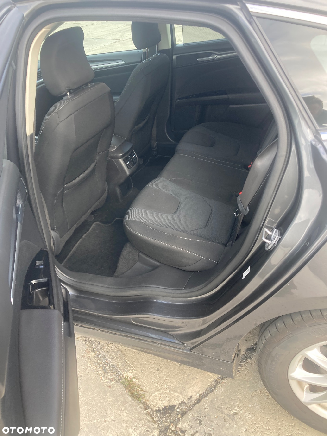 Ford Mondeo 2.0 TDCi Titanium PowerShift - 10