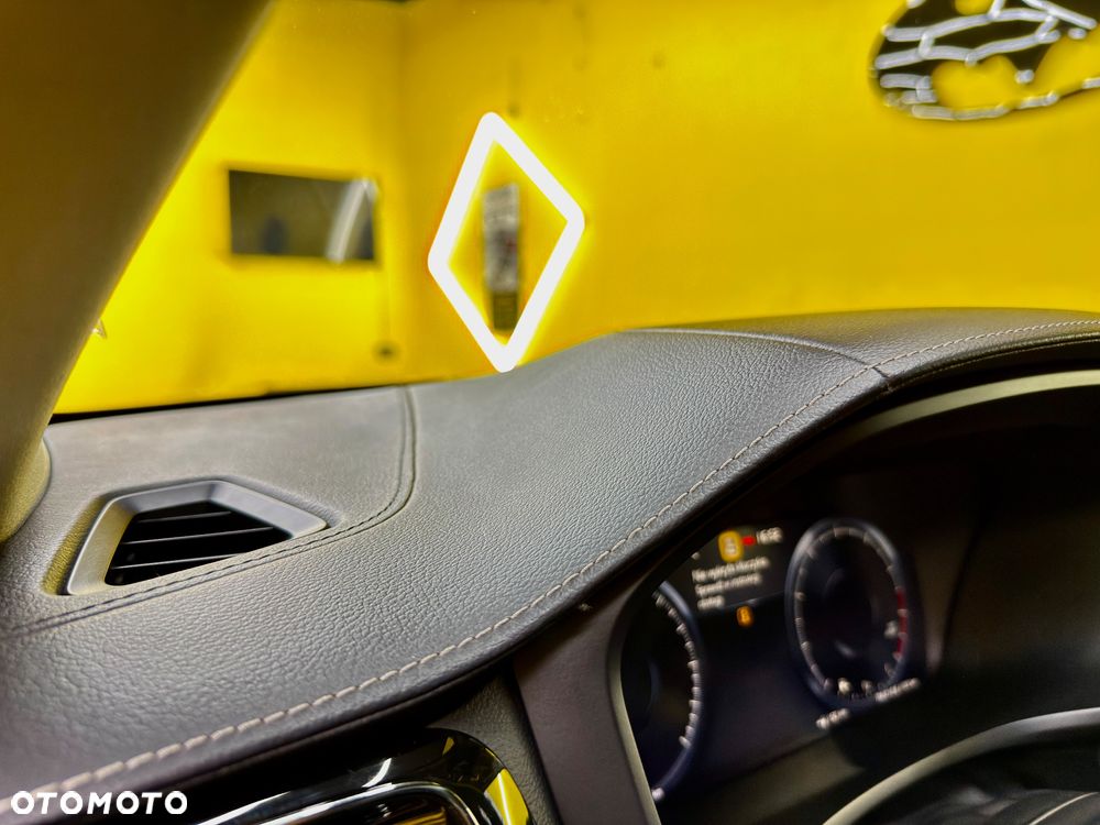 Volvo V60 Cross Country T5 AWD Geartronic - 23