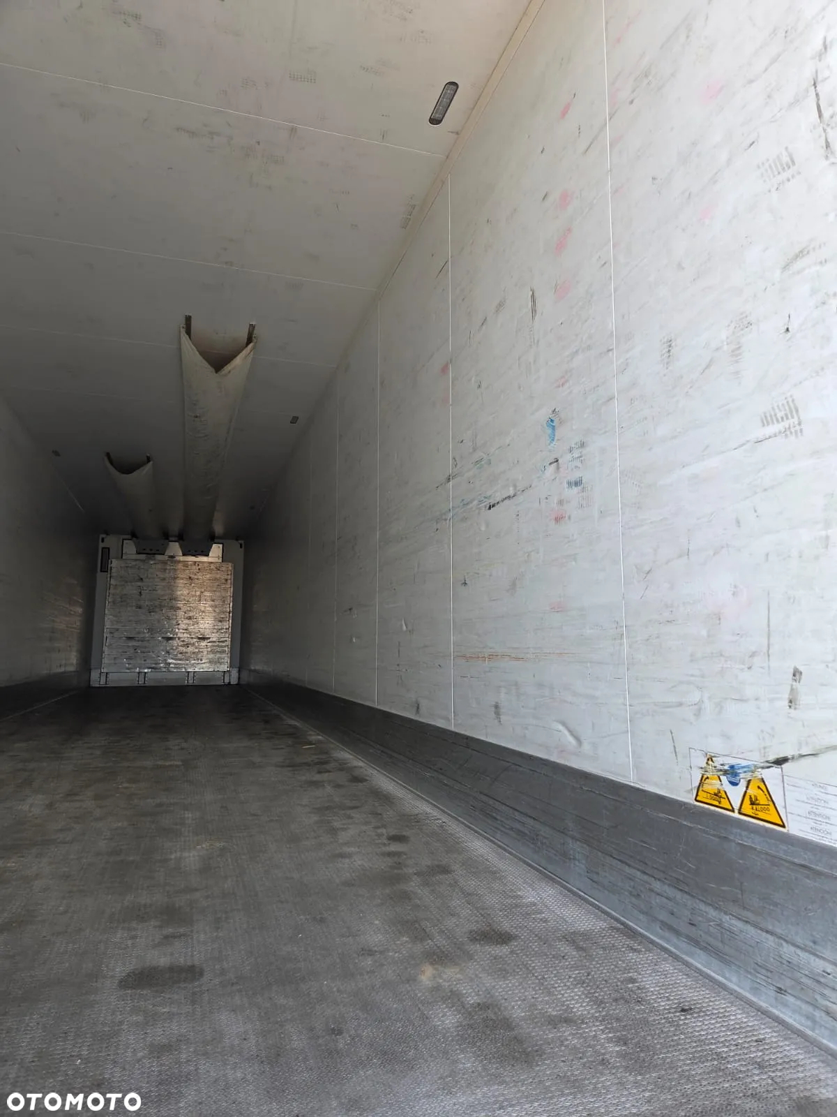 Schmitz Cargobull SKO24 - 13