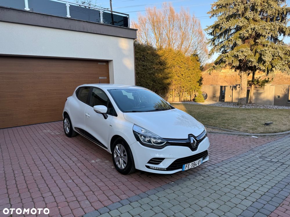 Renault Clio - 2