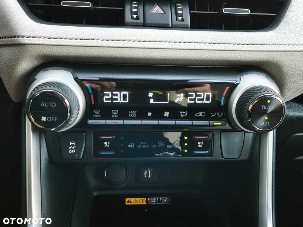 Toyota RAV4 - 26