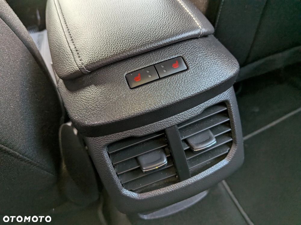 Ford Mondeo - 14