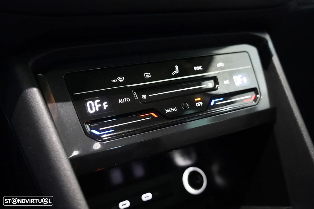 VW Tiguan 1.5 TSI Confortline - 14