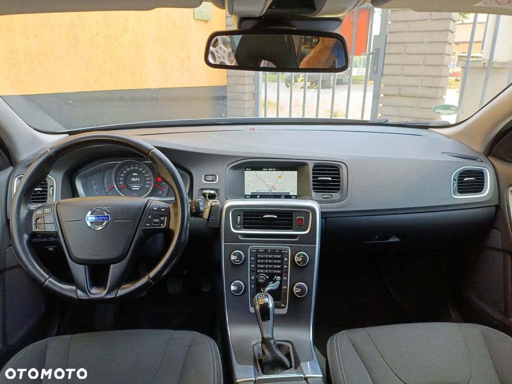 Volvo V60 D2 - 4