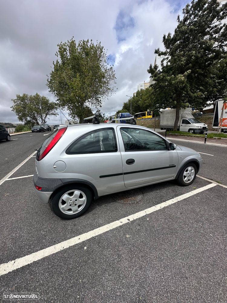 Opel Corsa 1.2 16V Confort - 12