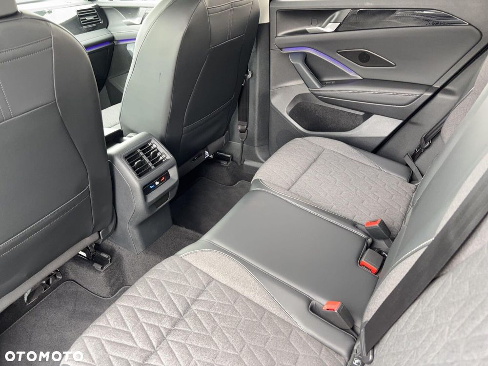 Volkswagen Tiguan 1.5 eTSI Life DSG - 16