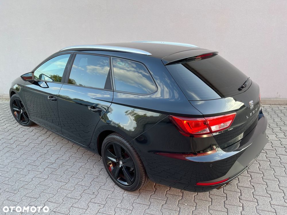 Seat Leon 2.0 TDI FR Black S&S - 14