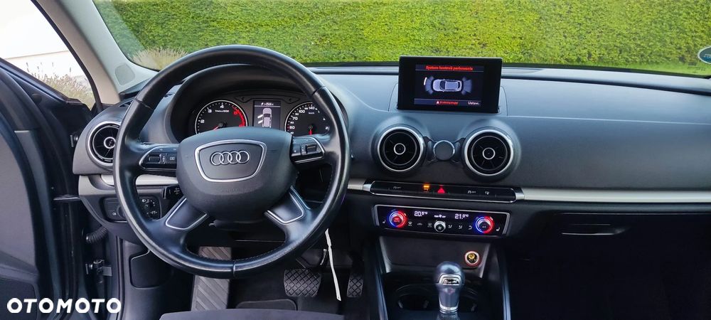 Audi A3 Sportback 2.0 TDI S tronic - 22
