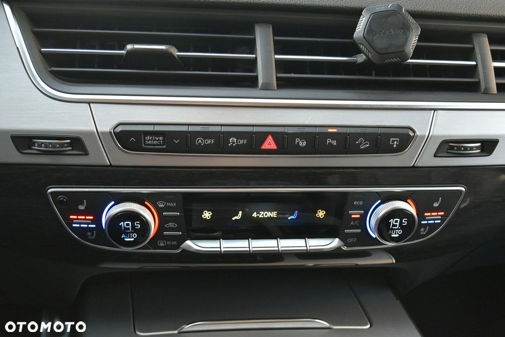 Audi SQ7 4.0 TDI Quattro Tiptronic - 32