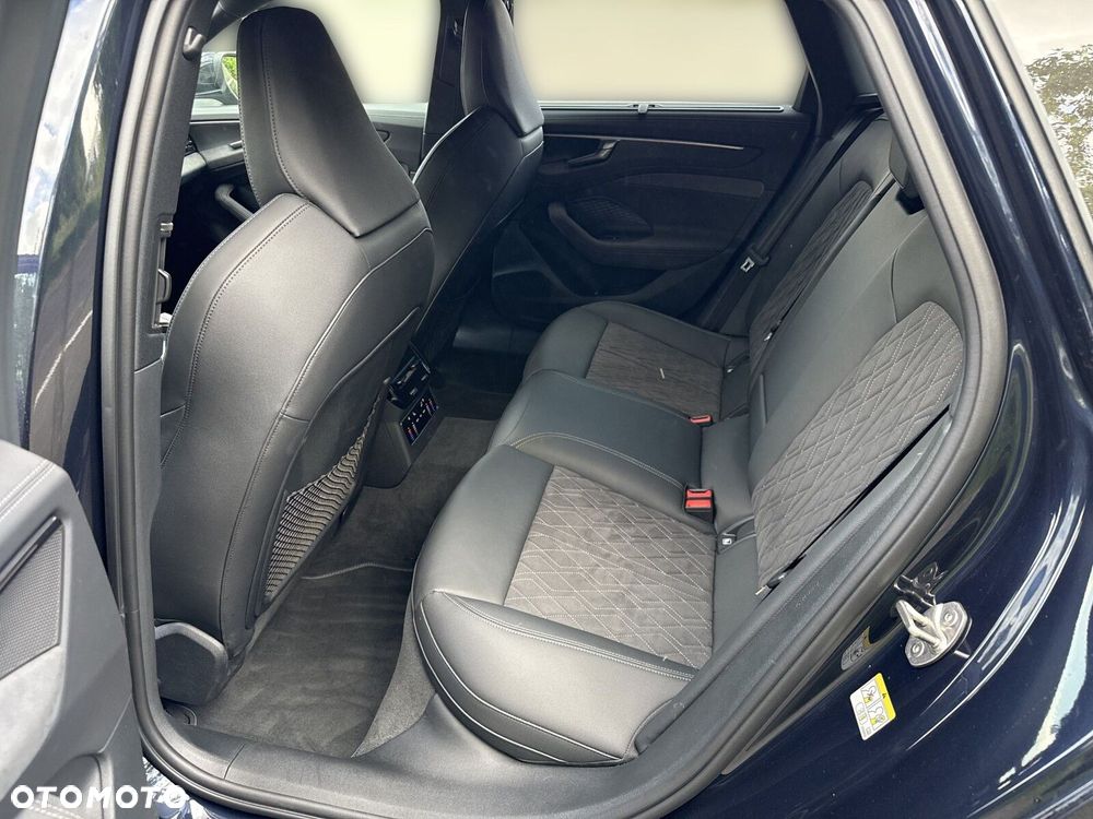 Audi A6 Avant - 22