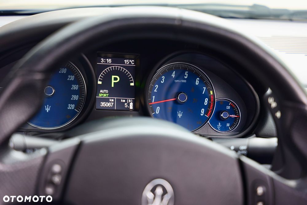 Maserati GranCabrio MC Centenario - 5