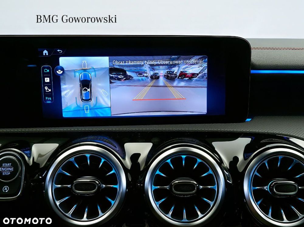 Mercedes-Benz CLA - 12