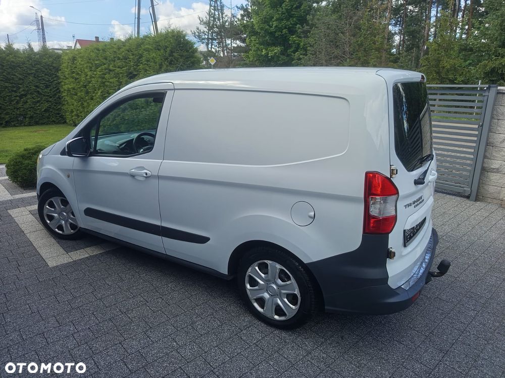 Ford TRANZIT COURIER - 12