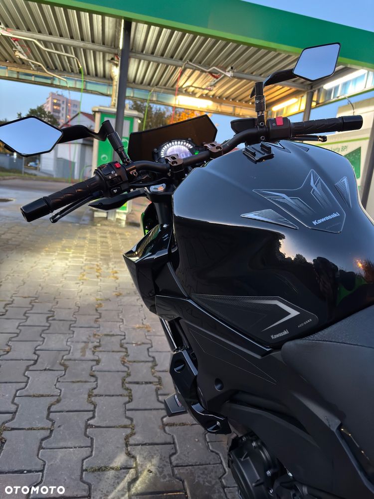 Kawasaki Z - 9
