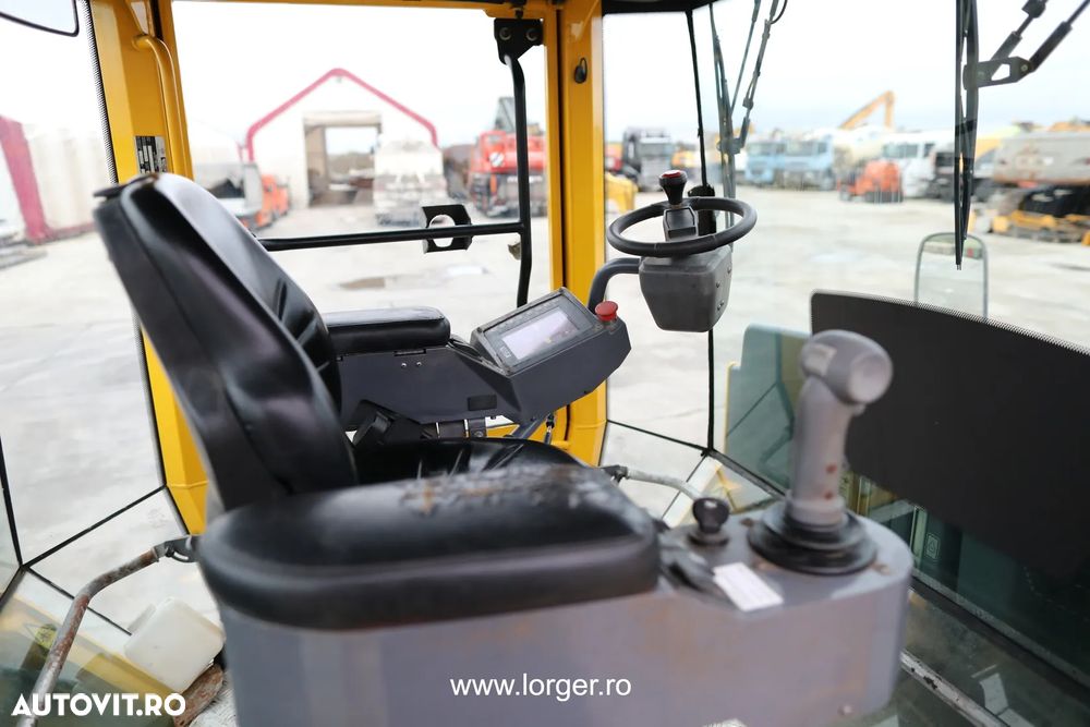 Hamm DV 70 VV - 16