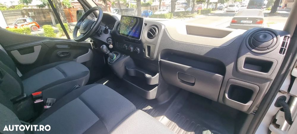 Renault Master III - 8