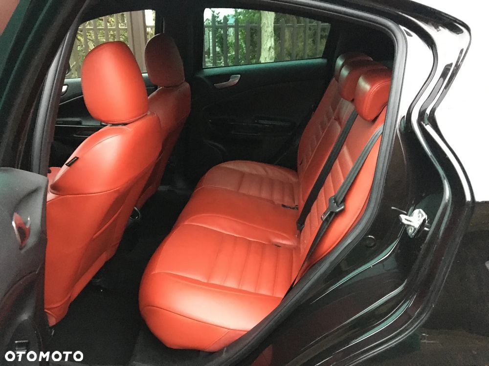 Alfa Romeo Giulietta 2.0 JTDM 16V Veloce - 9