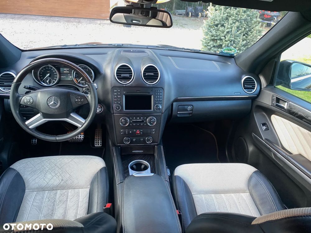 Mercedes-Benz GL - 5