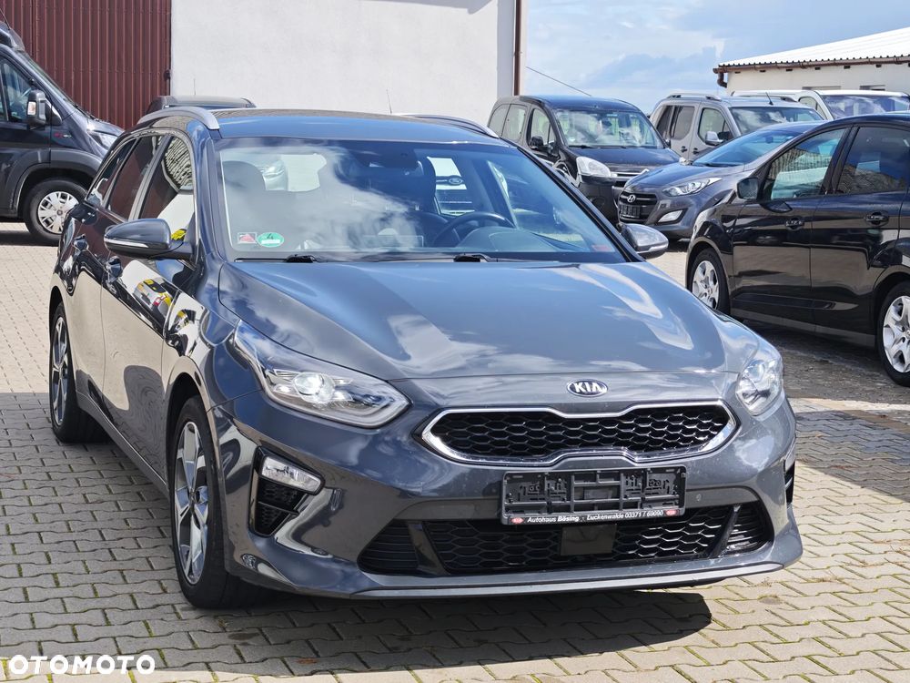 Kia Ceed 1.4 T-GDI OPF Platinum Edition - 10