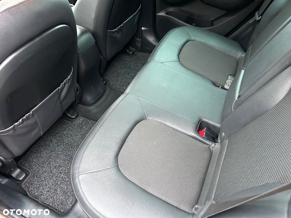 Hyundai ix35 1.6 GDI Premium 2WD - 19