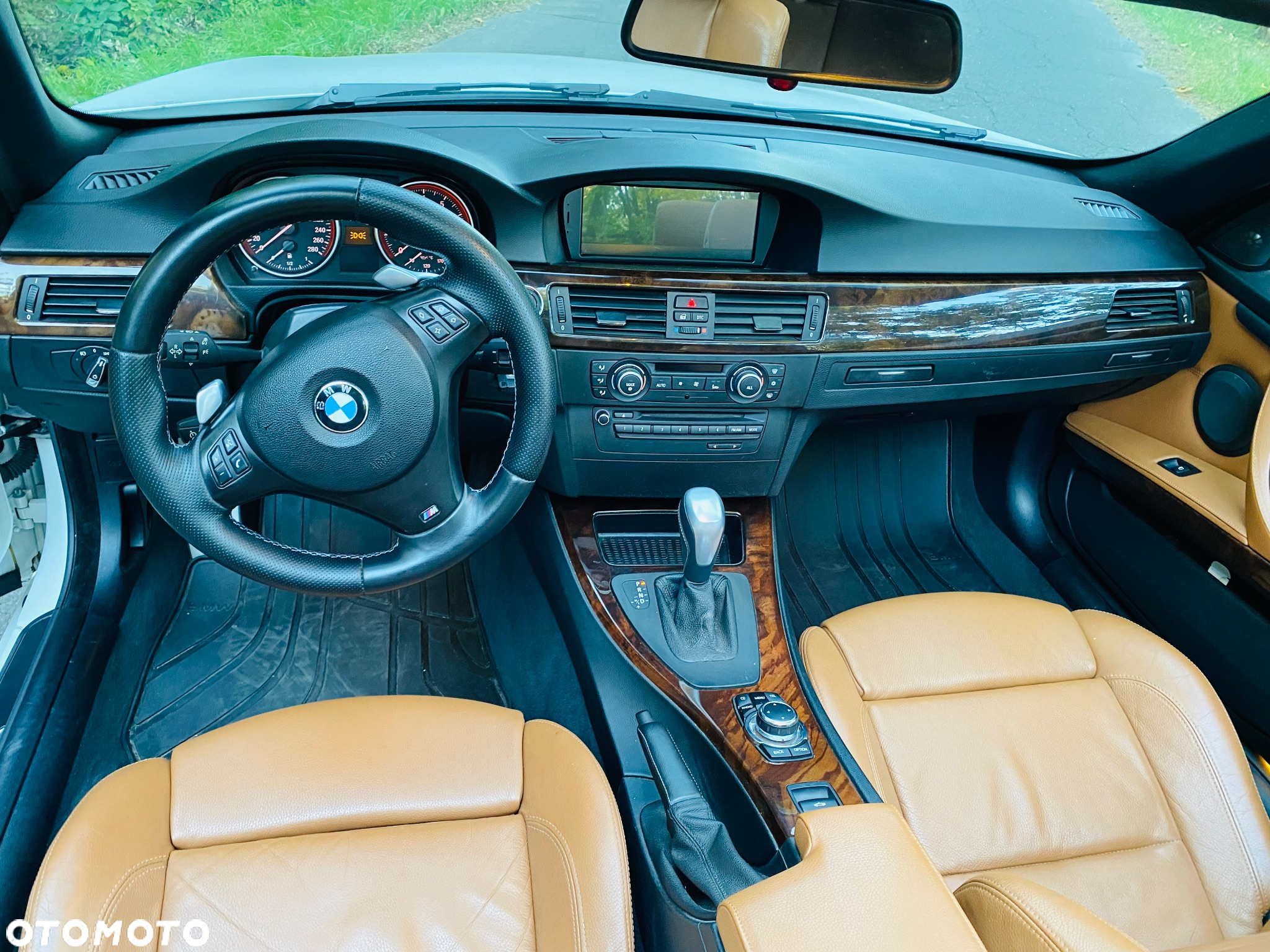 BMW Seria 3 335i Cabrio - 10
