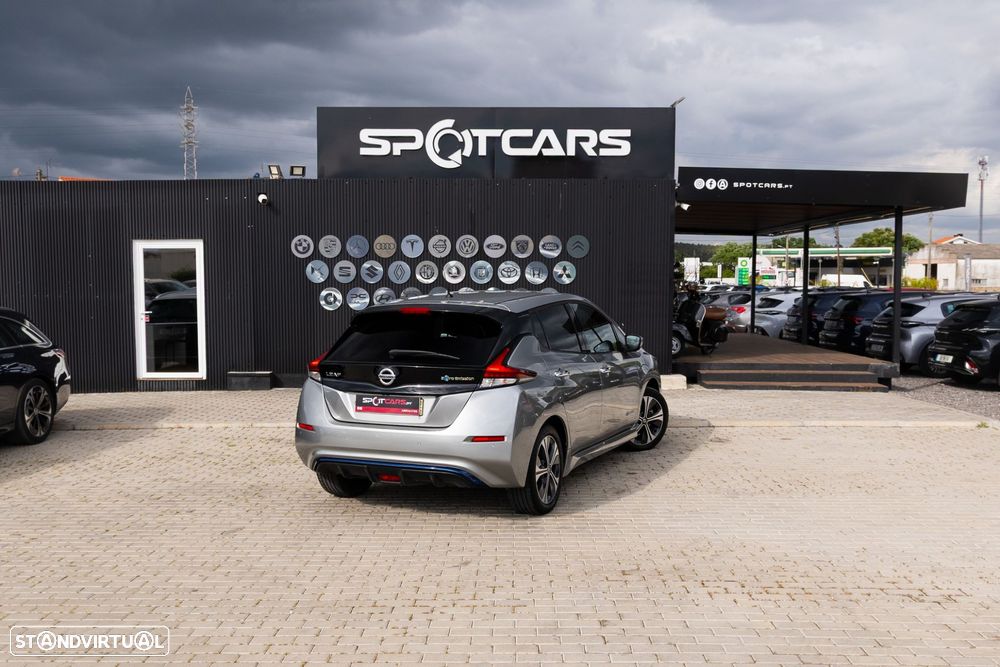 Nissan Leaf N-Connecta - 6